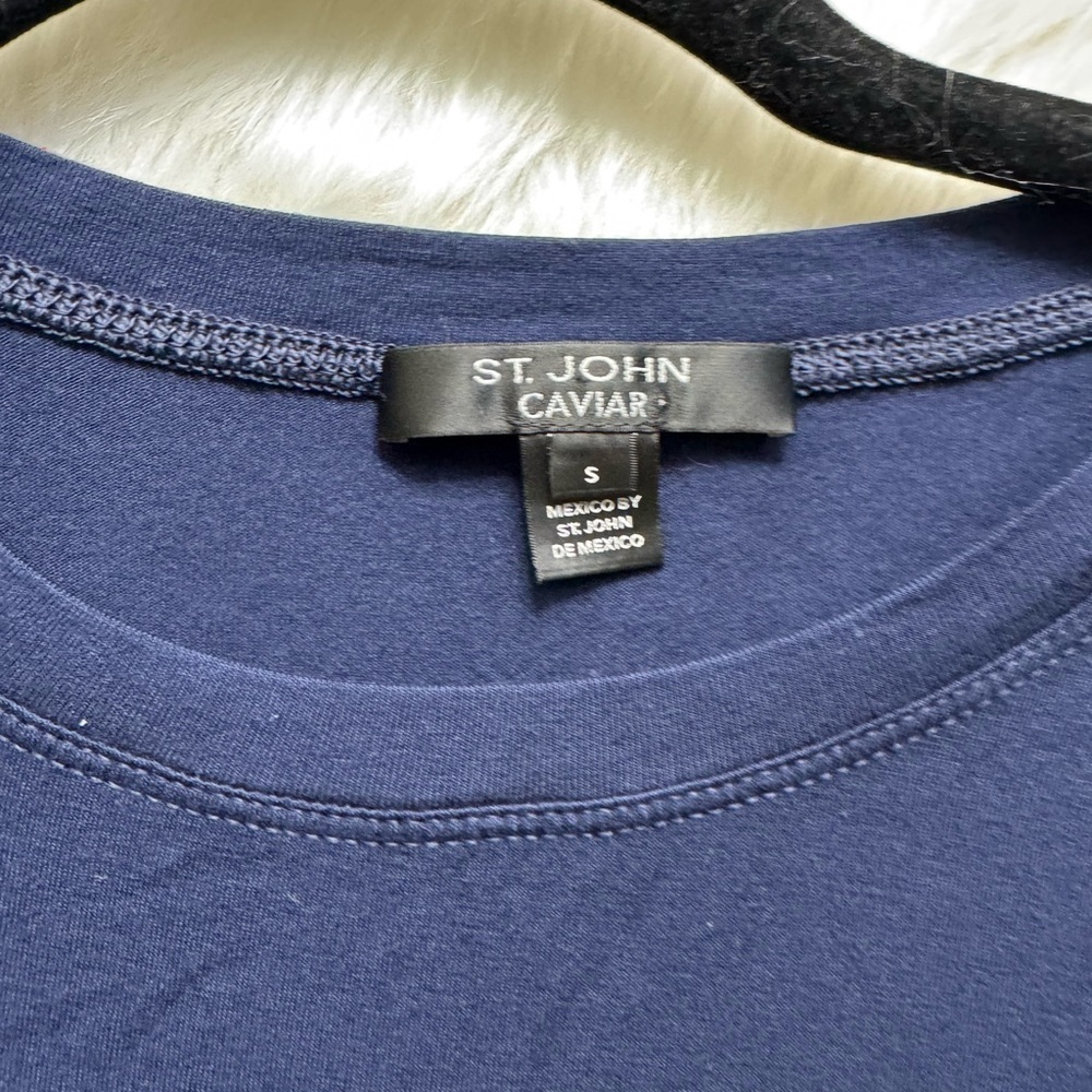 St. John Caviar navy blue Women's Shirt Tee Size Small - Picture 2 of 2